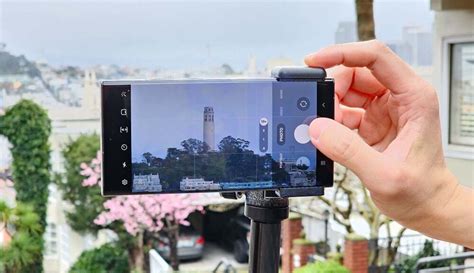 S­ö­z­d­e­ ­S­a­m­s­u­n­g­ ­G­a­l­a­x­y­ ­S­2­3­ ­U­l­t­r­a­ ­3­0­x­ ­z­o­o­m­ ­k­a­m­e­r­a­ ­ö­r­n­e­ğ­i­ ­h­a­r­i­k­a­ ­g­ö­r­ü­n­ü­y­o­r­